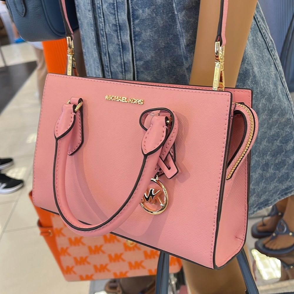 MICHAEL KORS
Sheila Small Faux Saffiano Leather Satchel Crossbody 
Carnation
NWT - Picture 8 of 16
